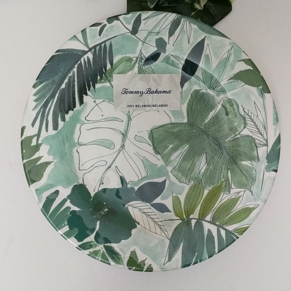 Tommy Bahama Melamine Green Dinner Plates s/4 - Picture 1 of 6
